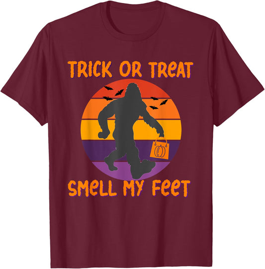 Bigfoot Halloween Trick or Treat Smell My Feet Funny T-Shirt - T-Shirt | Maroon