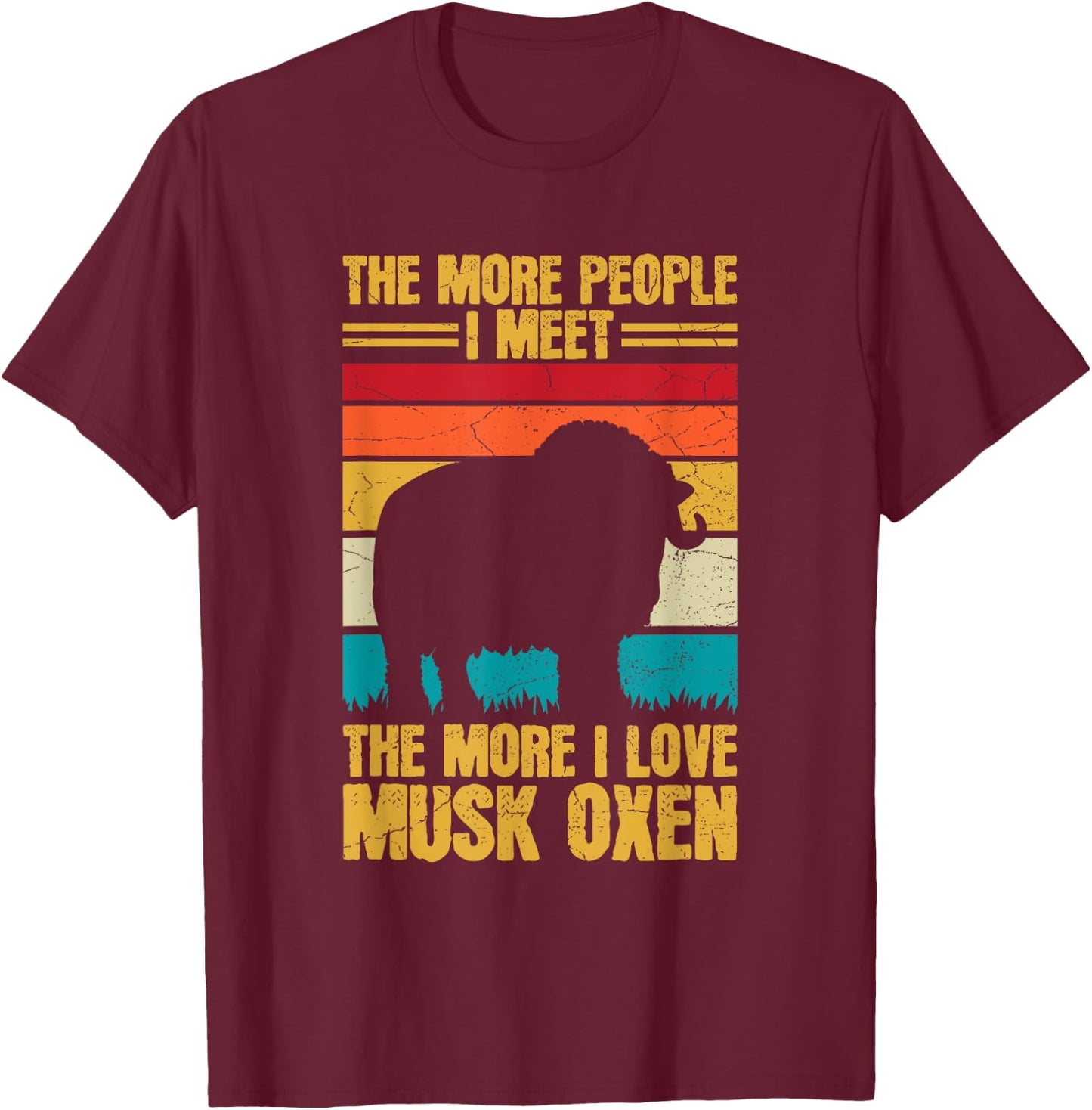 Muskox and Musk Oxen Design for a Musk ox lover T-Shirt - T-Shirt | Maroon