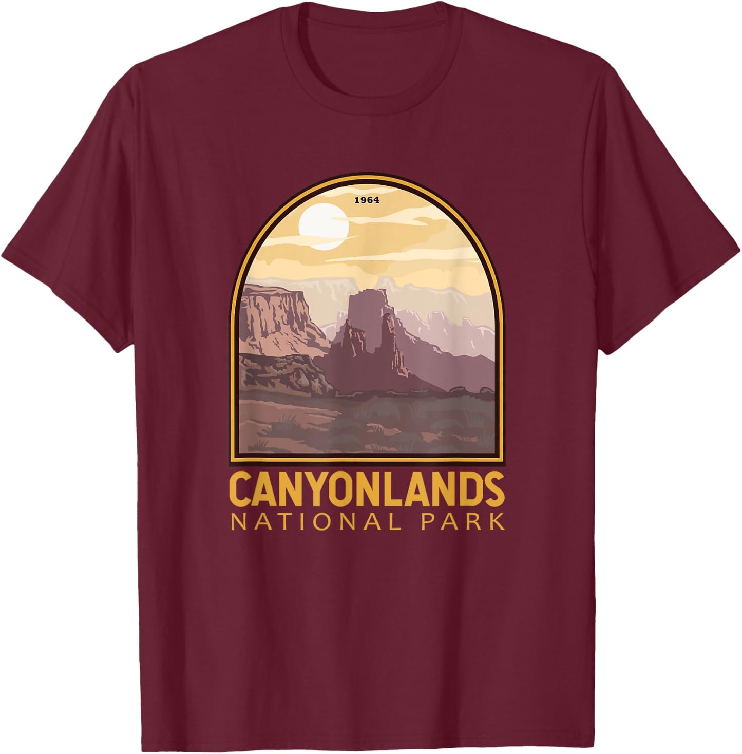 Canyonlands National Park Vintage Emblem T-Shirt - T-Shirt | Maroon