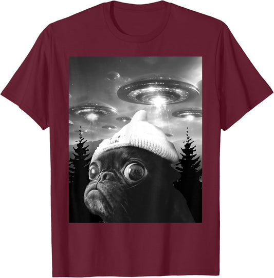 Cute Scared Pug Funny Dog Selfie With UFO T-Shirt - T-Shirt | Maroon