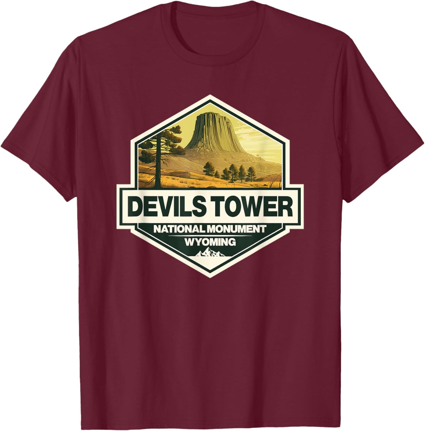 Devils Tower National Monument Wyoming Travel Art Badge T-Shirt - T-Shirt | Maroon