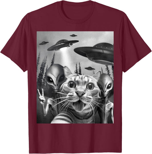 Funny Cat Selfie with UFOs Peace Sign Alien Cat UFO Invasion T-Shirt - T-Shirt | Maroon