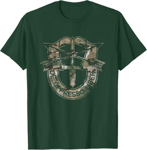 US Special Forces De Oppresso Liber Retro OCP Camo Multicam T-Shirt - T-Shirt | Forest