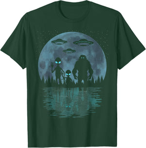 Alien And Bigfoot Moon, UFO's Funny Sasquatch And Aliens T-Shirt - T-Shirt | Forest