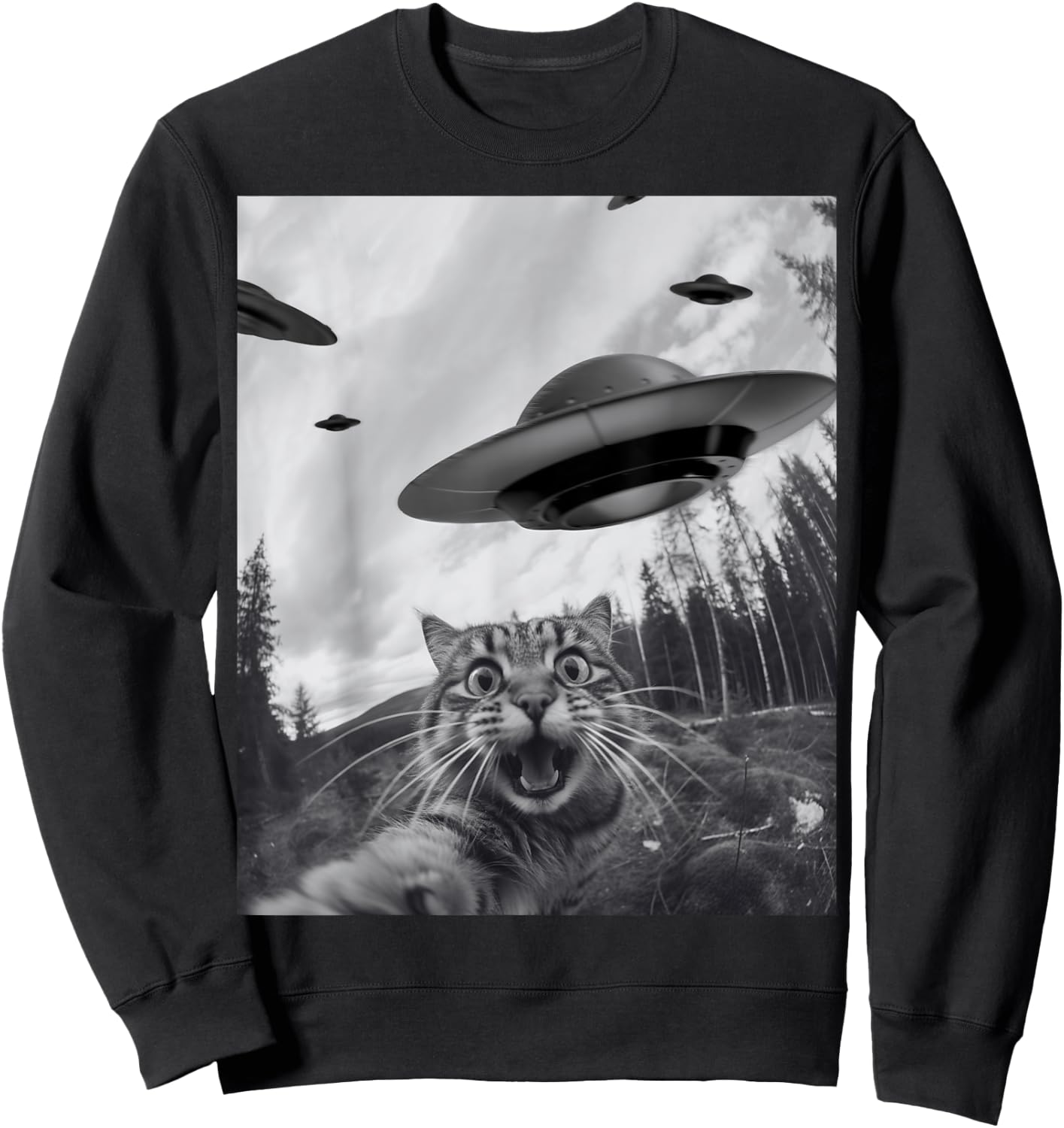 Funny Cat Selfie with Alien UFO Sweatshirt - Sweatshirt | Black