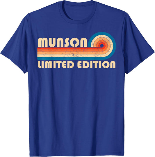MUNSON Surname Retro Vintage 80s 90s Birthday Reunion T-Shirt - T-Shirt | Royal