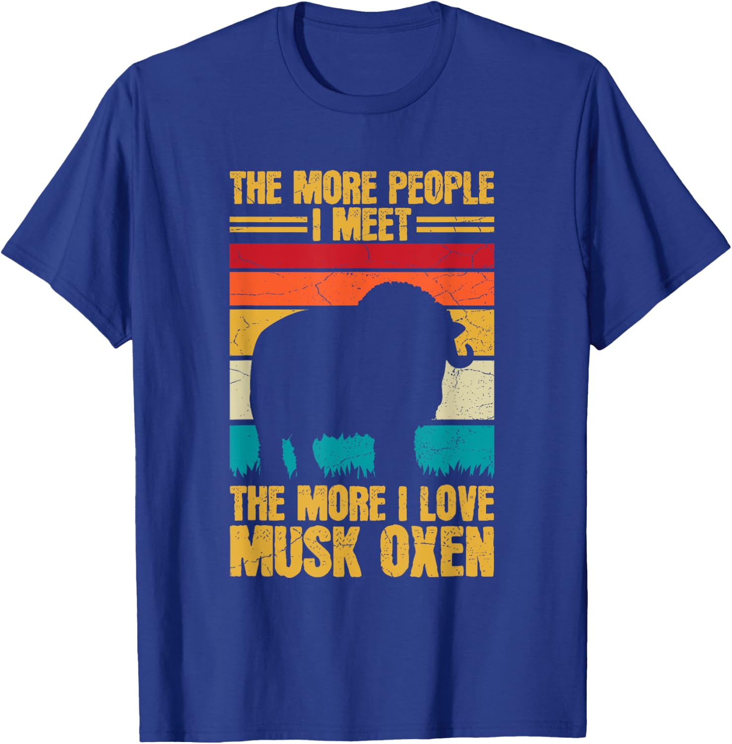 Muskox and Musk Oxen Design for a Musk ox lover T-Shirt - T-Shirt | Royal