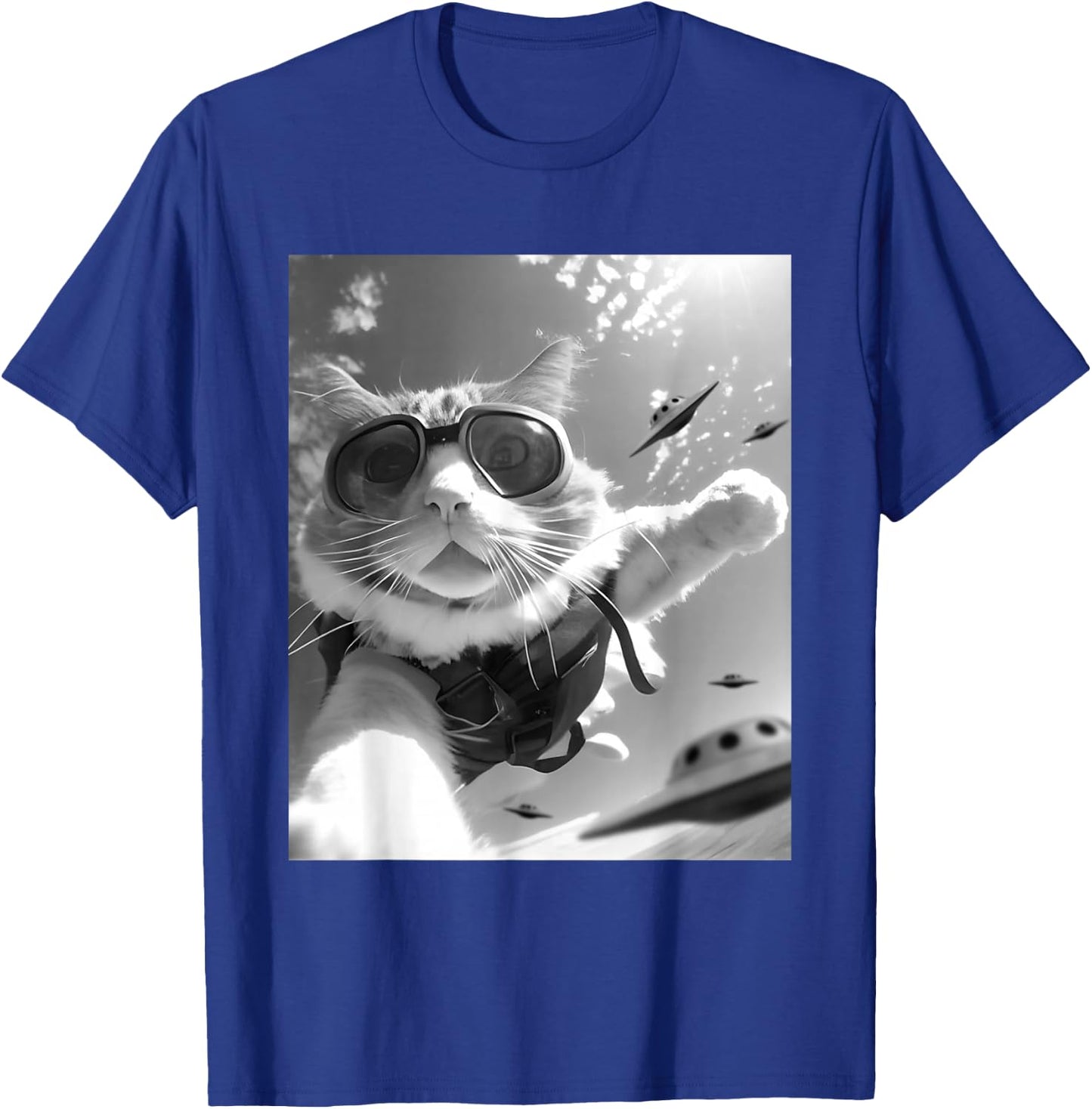Funny Skydiving Cat Selfie with Alien UFOs T-Shirt - T-Shirt | Royal