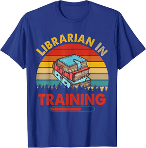 Vintage Retro Librarian In Training Costume Proud Future Job T-Shirt - T-Shirt | Royal