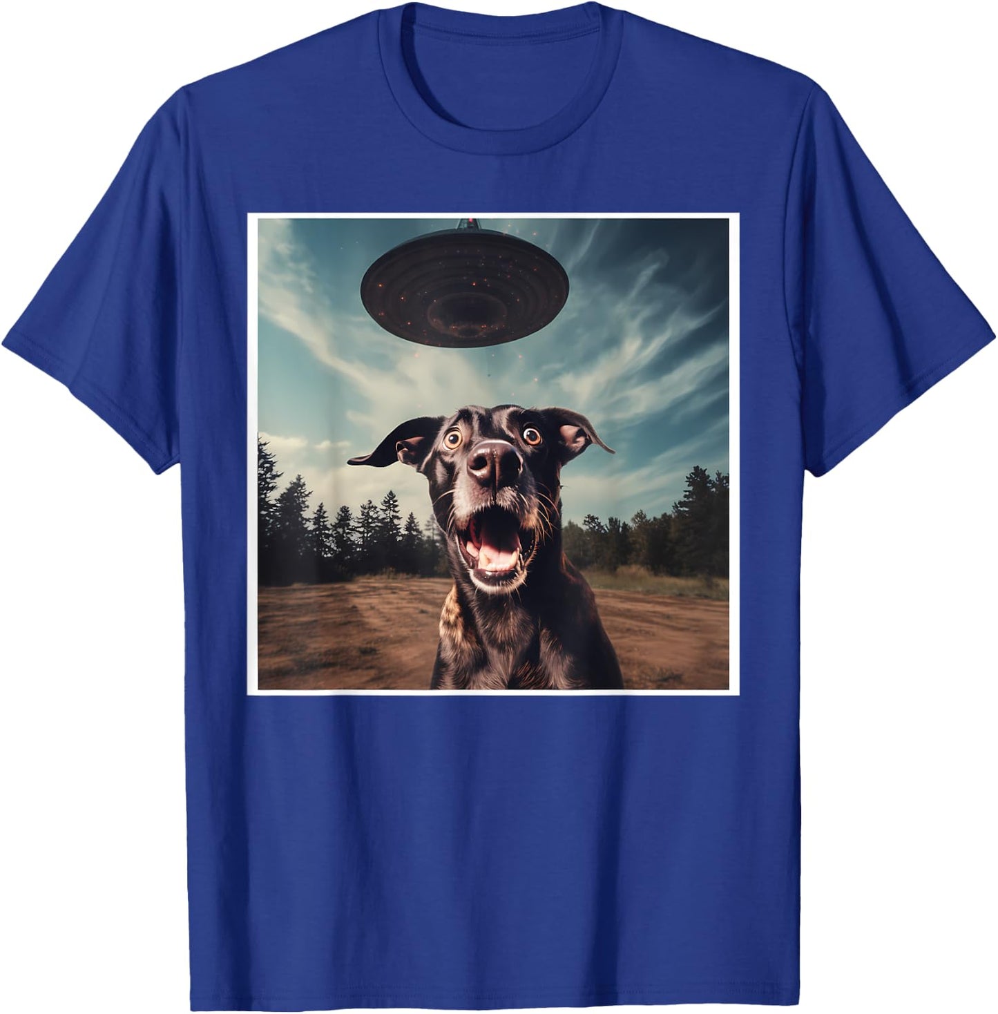 Dog Selfie with UFOs Alien Extraterrestrial UFO Believer Men Women T-Shirt - T-Shirt | Royal