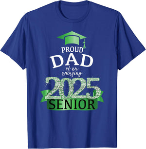 A Proud 2025 Senior Dad I Elegant Green Celebration Decor T-Shirt - T-Shirt | Royal
