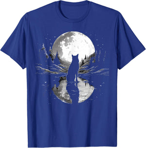 wolf looking moon on River for lover wolves wildlife animal T-Shirt - T-Shirt | Royal