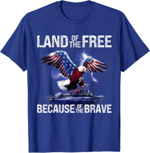 USA Eagle Land of the Free Because of the Brave T-Shirt - T-Shirt | Royal