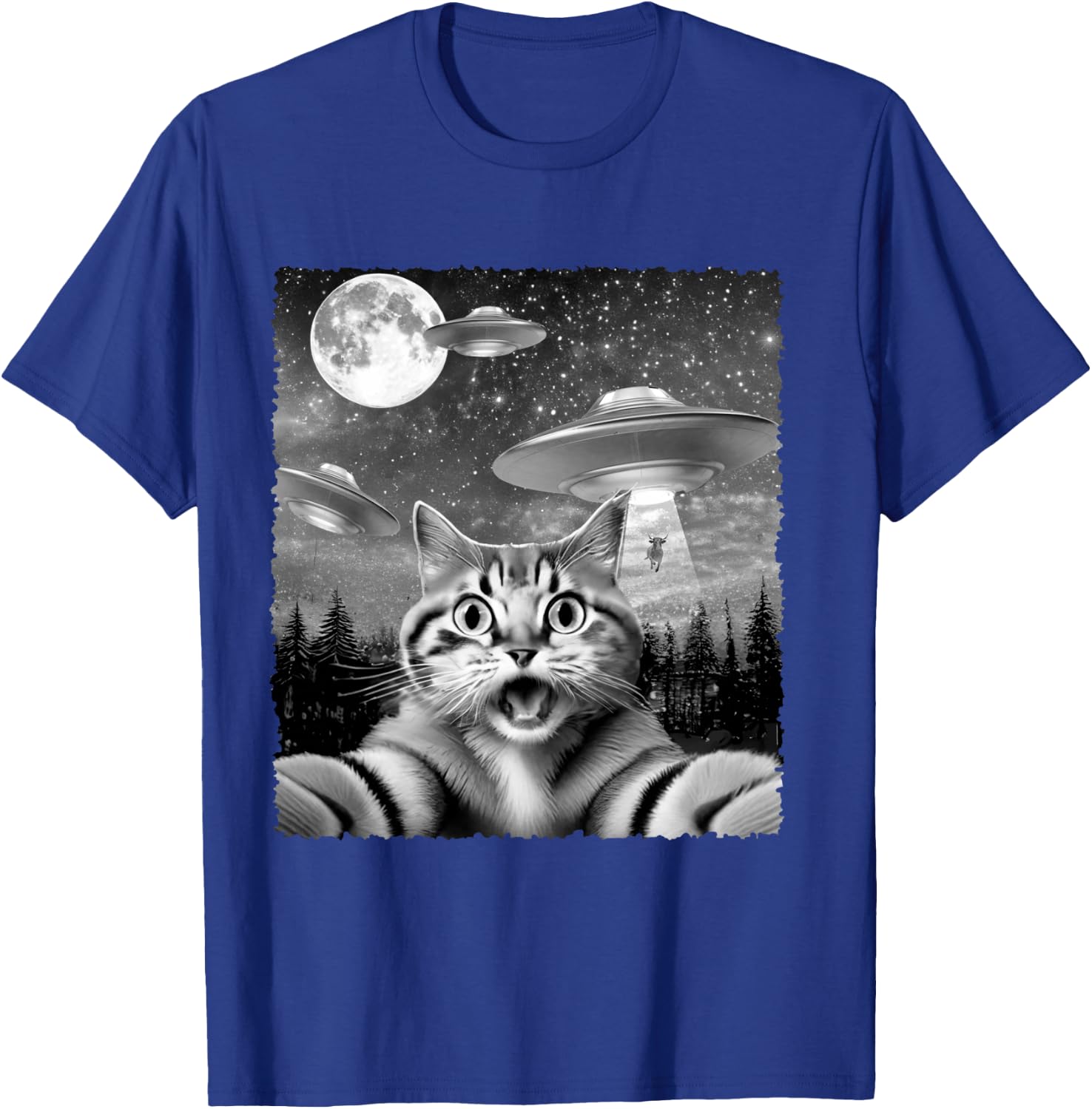 Funny Alien Cat Selfie with UFOs Gift Men Women Kids T-Shirt - T-Shirt | Royal