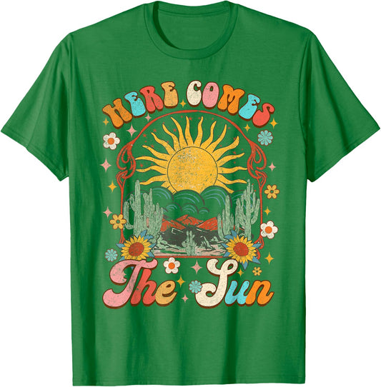 Here Comes The Sun Summer Vibes Summertime Vacation Groovy Women T-Shirt - T-Shirt | Irish Green