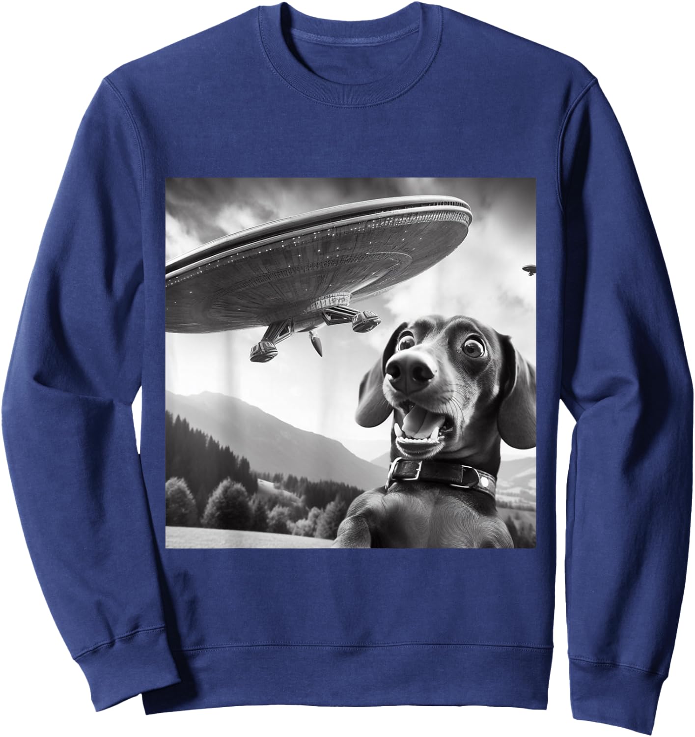 Wiener Dog Selfie With UFOs - Funny Flying Alien Dachshund Sweatshirt - Sweatshirt | Navy