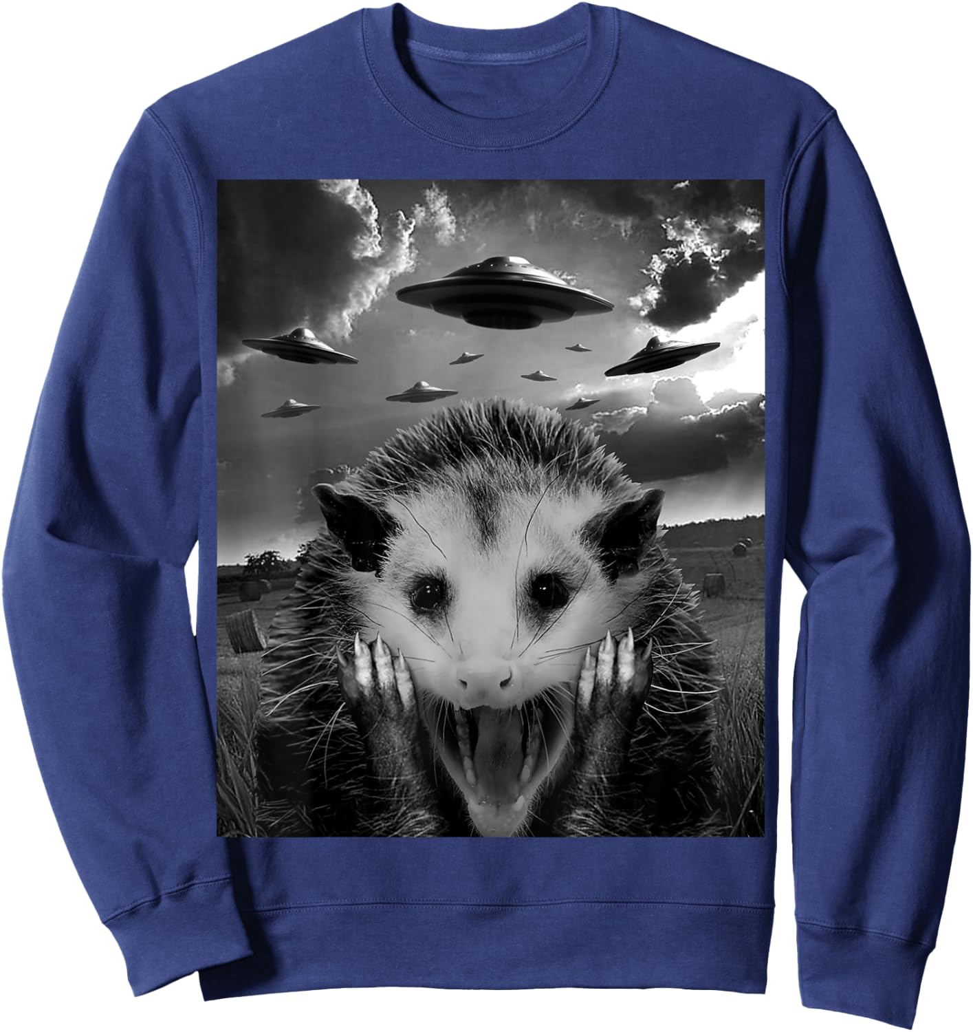 Alien Possum UFO - Funny Opossum Selfie Sweatshirt - Sweatshirt | Navy