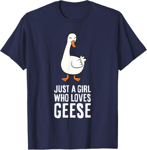 Just a Girl Who Loves Geese T-Shirt - T-Shirt | Navy