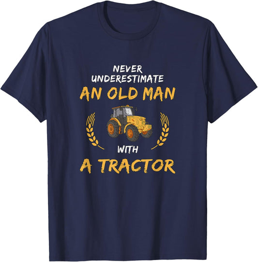 Never underestimate an old man with a tractor T-Shirt - T-Shirt | Navy