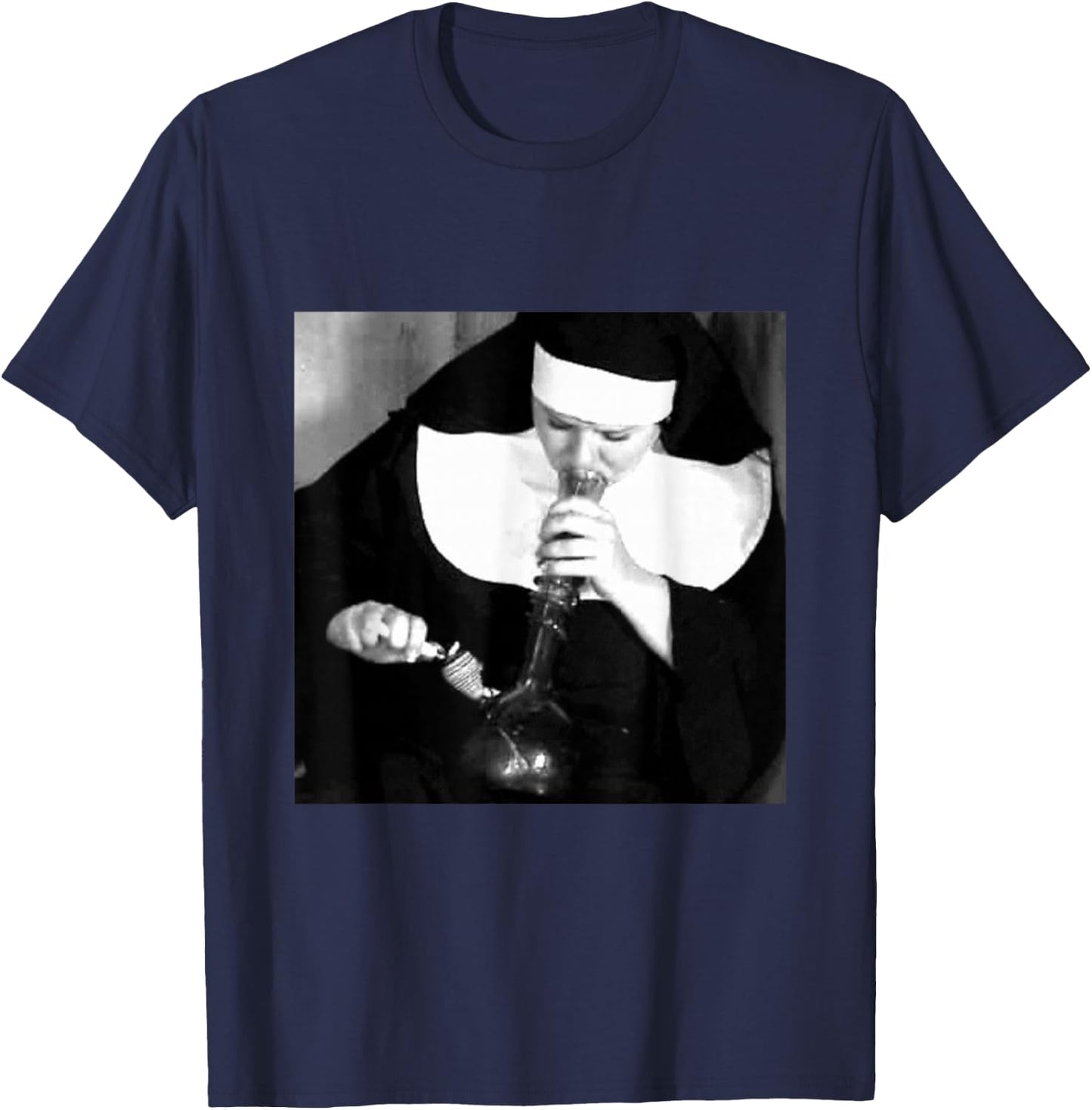 Funny Nun smoking a bong, funny nuns smoking T-Shirt - T-Shirt | Navy