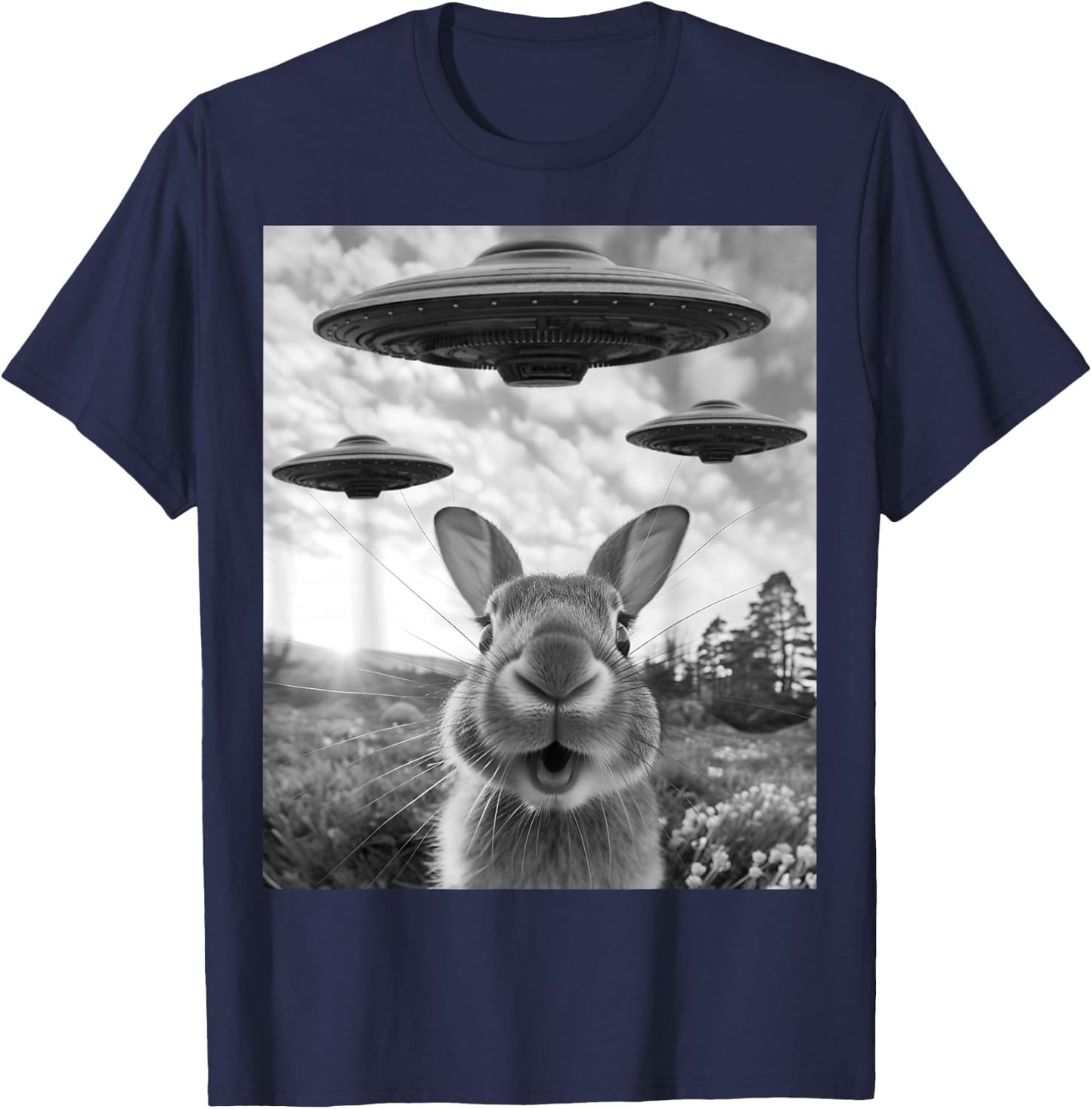 Rabbit Selfie with UFOs Vintage Alien Rabbit T-Shirt - T-Shirt | Navy