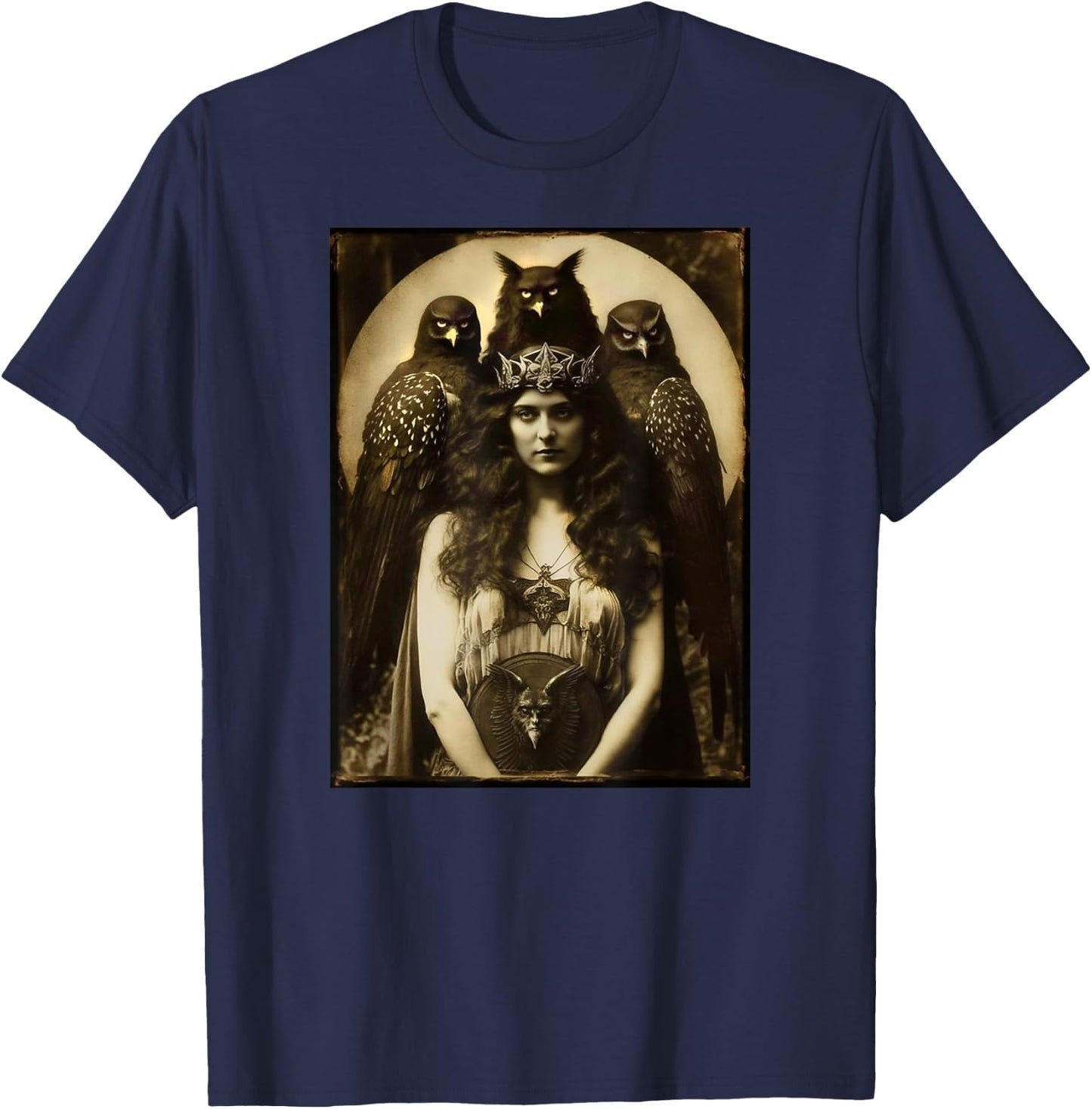 Vintage Witch Sorceress With Raptor Birds 1910s Photography T-Shirt - T-Shirt | Navy