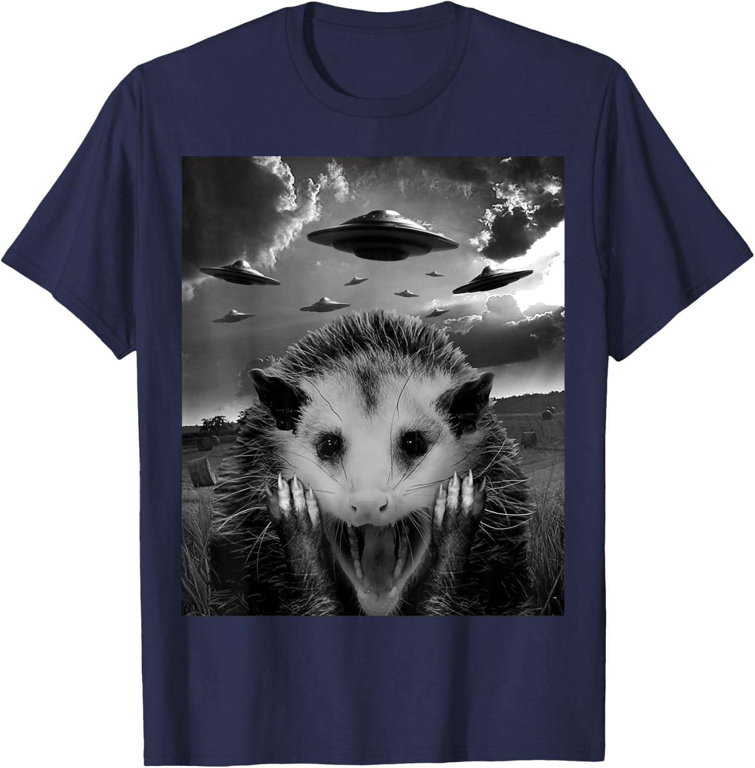 Alien Possum UFO - Funny Opossum Selfie T-Shirt - T-Shirt | Navy
