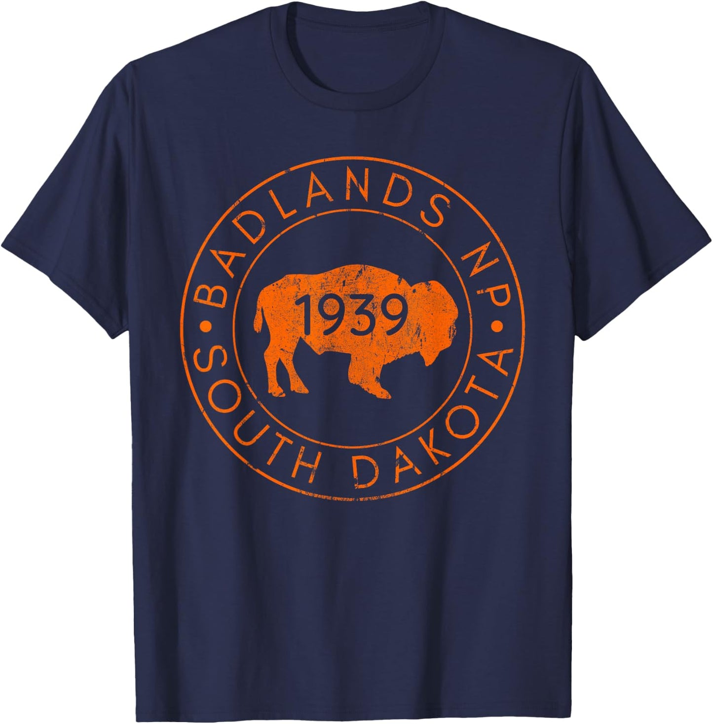 Badlands National Park South Dakota Buffalo Hiking Travel T-Shirt - T-Shirt | Navy