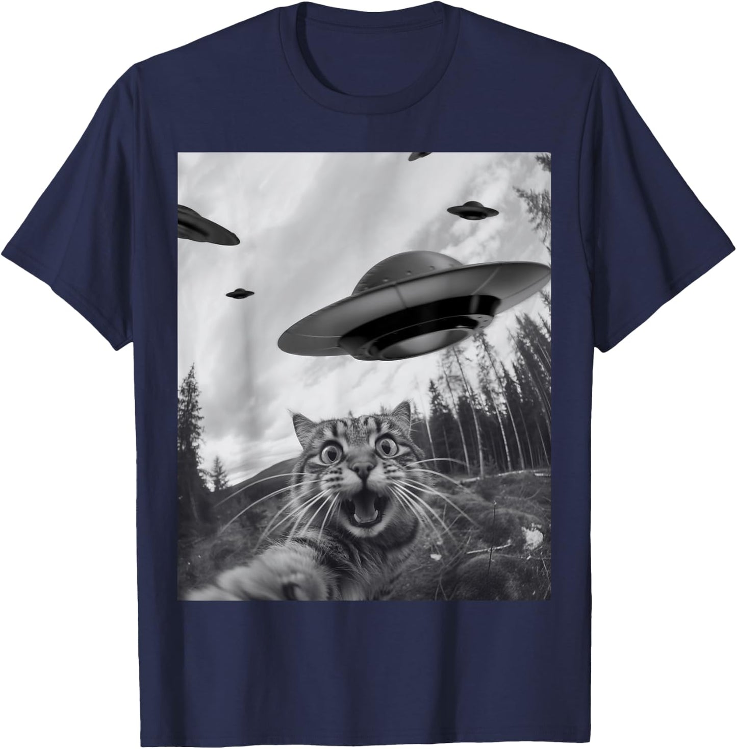Funny Cat Selfie with Alien UFO T-Shirt - T-Shirt | Navy