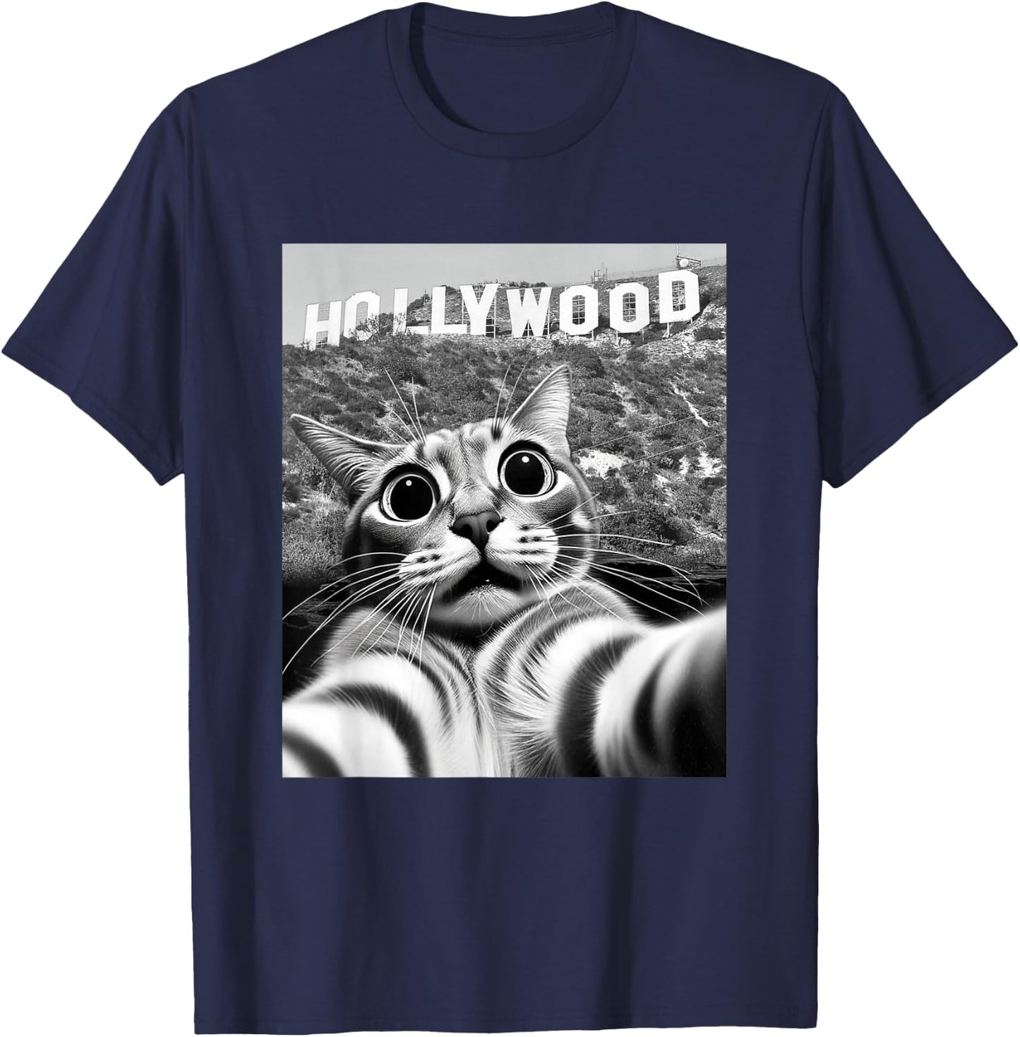 California Cat Taking Selfie at Hollywood Sign Cat Selfie T-Shirt - T-Shirt | Navy