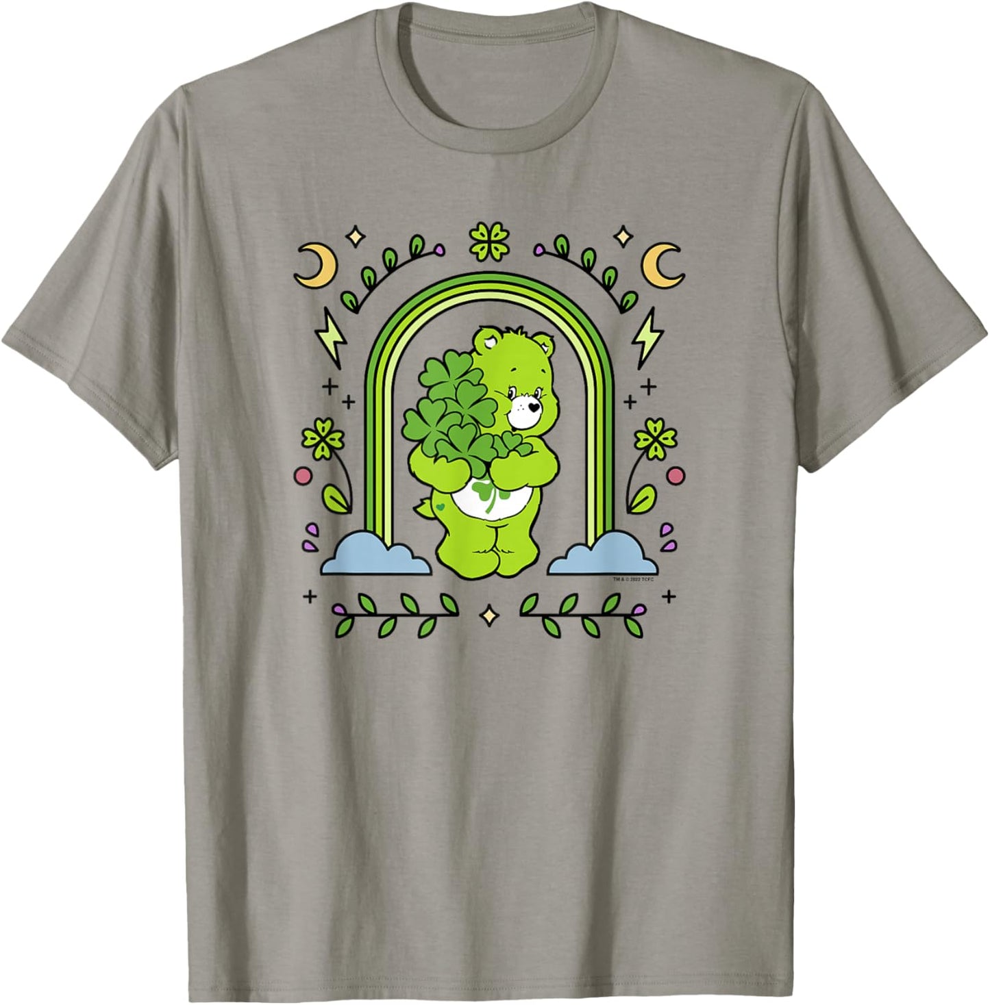 Care Bears St. Patrick's Day Good Luck Bear Rainbow Arch T-Shirt - T-Shirt | Sand