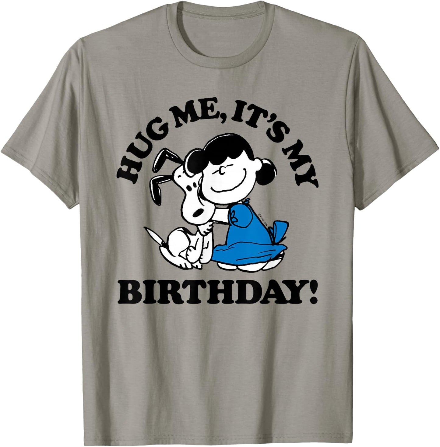 Peanuts Snoopy Lucy Birthday Hug T-Shirt - T-Shirt | Sand