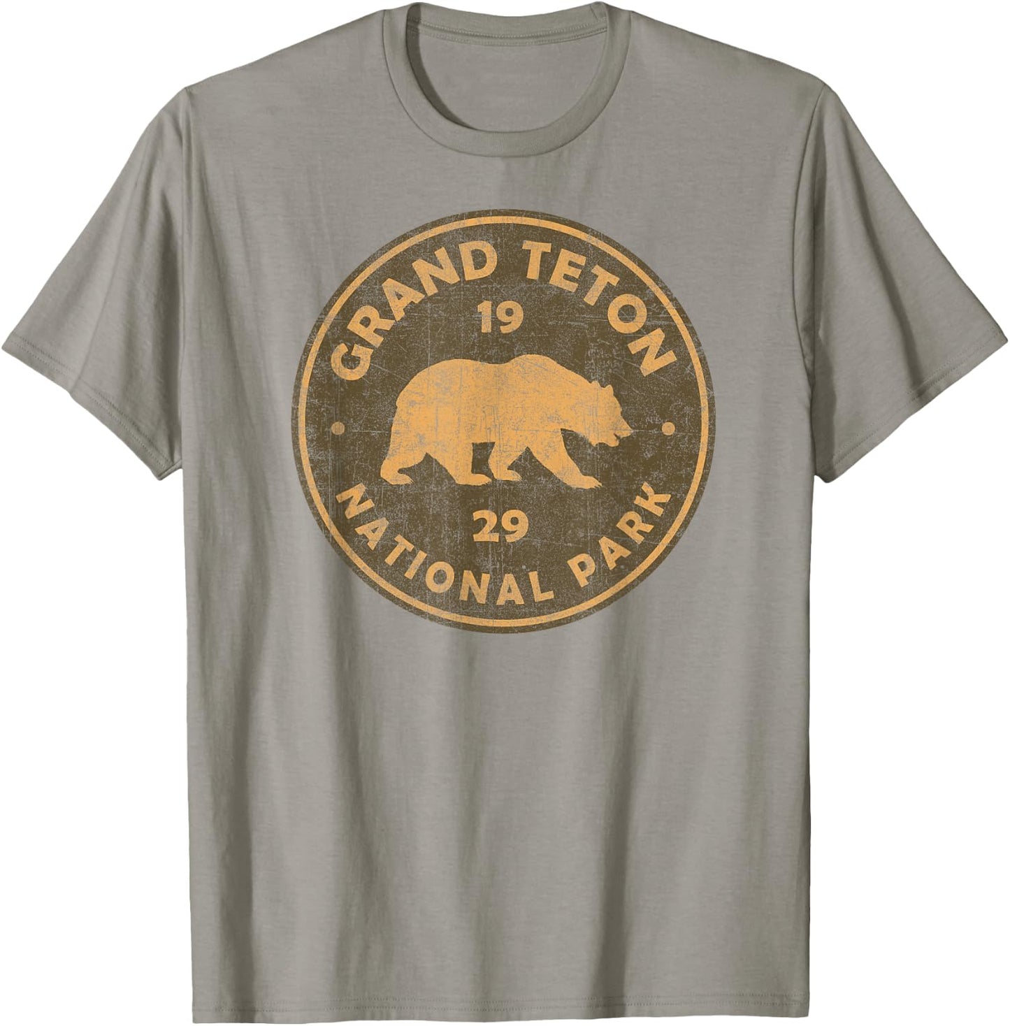 Retro Grand Teton National Park Wyoming Souvenir Hiking T-Shirt - T-Shirt | Sand