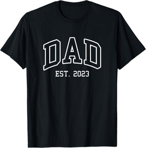 DAD - Est. 2023 - Best Father - Throwback Design - Classic T-Shirt - T-Shirt | Black