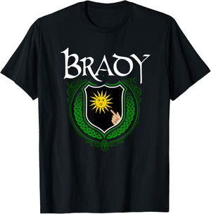 Brady Surname Irish Clan Tartan Badge Ireland T-Shirt - T-Shirt | Black