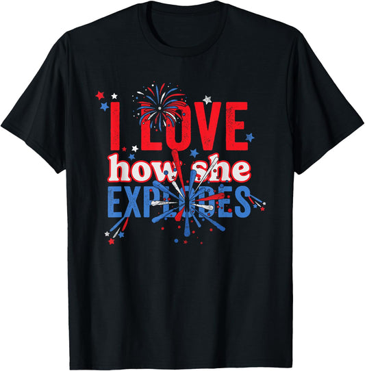 4th Of July I Love How She Explodes Fireworks Funny Couple T-Shirt - T-Shirt | Black