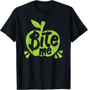 Green Apples Bite Me Distressed Apple Lovers T-Shirt - T-Shirt | Black
