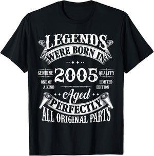 18th Birthday Vintage Legends Born In 2005 18 Years Old T-Shirt - T-Shirt | Black