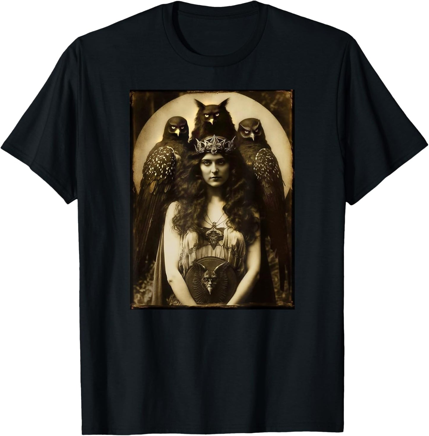 Vintage Witch Sorceress With Raptor Birds 1910s Photography T-Shirt - T-Shirt | Black