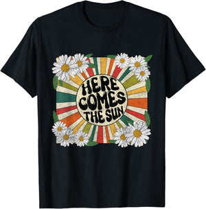 Here Comes the Sun T-Shirt - T-Shirt | Black