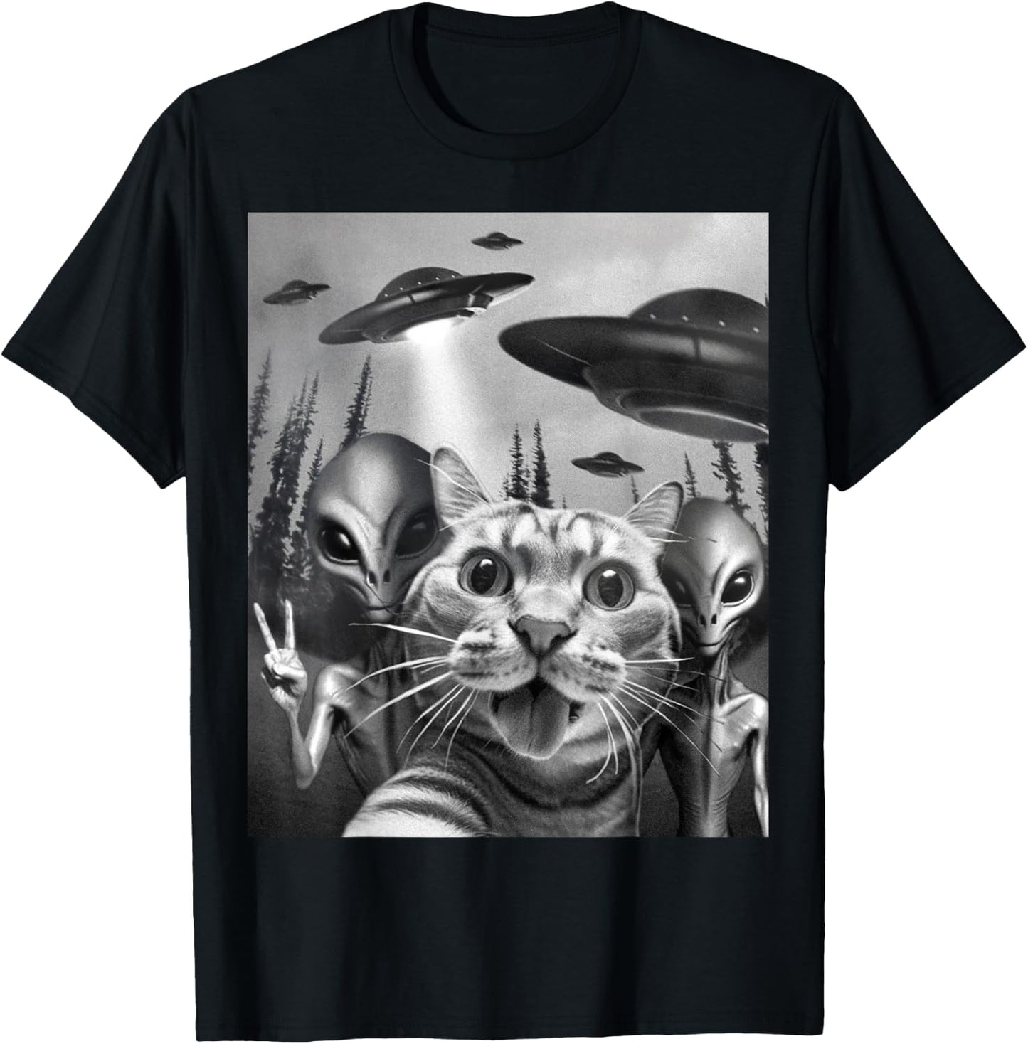 Funny Cat Selfie with UFOs Peace Sign Alien Cat UFO Invasion T-Shirt - T-Shirt | Black